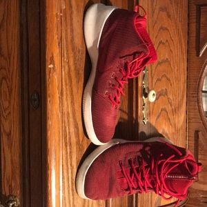 Men’s Basketball Sneakers